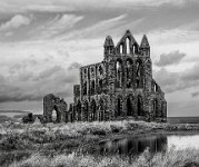 330 - WHITBY ABBEY - HEATON BERYL - united kingdom <div